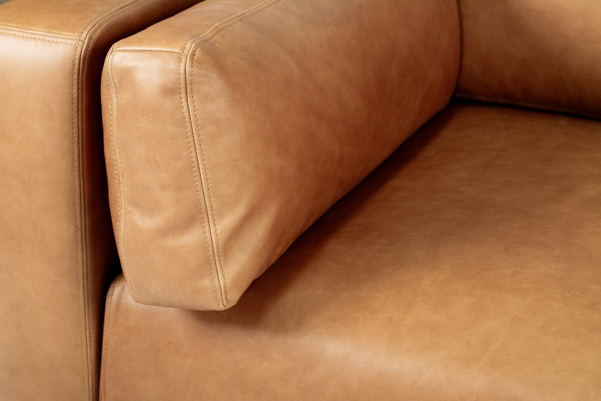 Vermont Modular Sofa - Trends Saddle Leather - Image 6