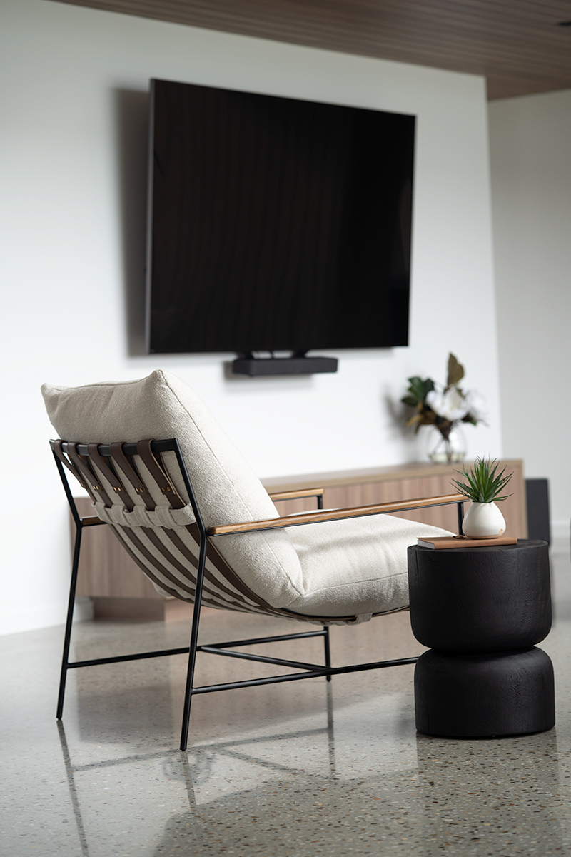 Winston Armchair - Cloud - Image 2