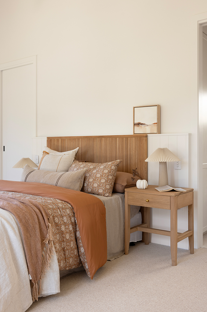Harlow Bedhead - Natural Oak - Image 2