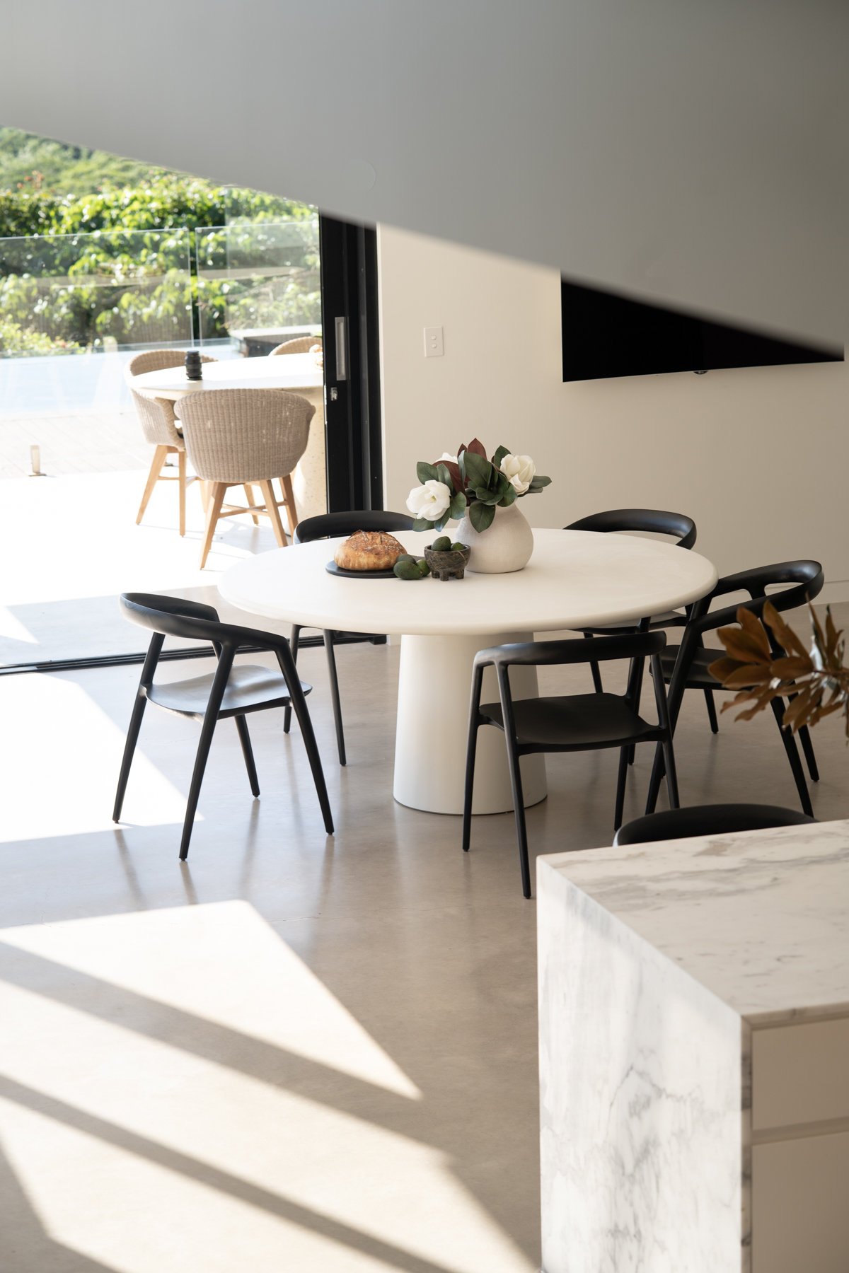 Hugo Dining Table - 160cm - Ivory - Image 22