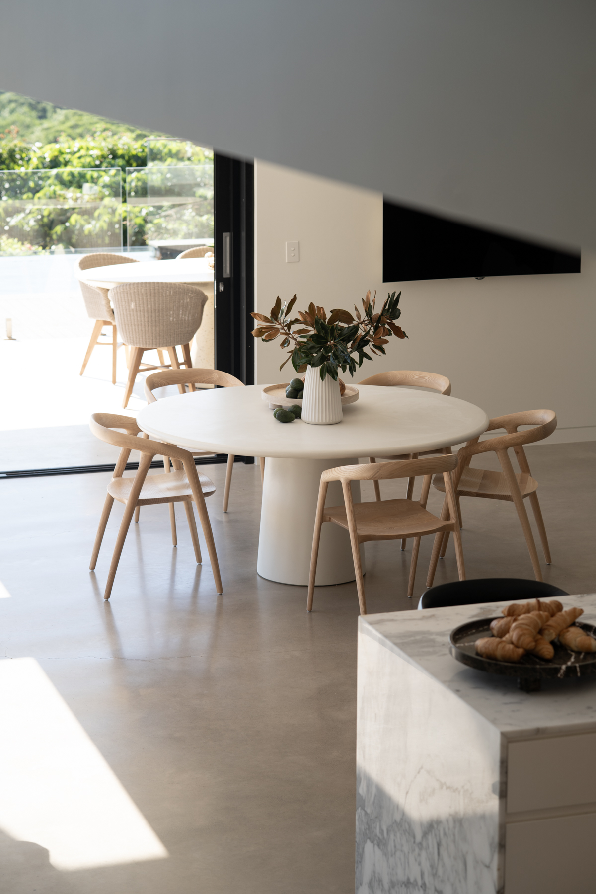 Hugo Dining Table - 160cm - Ivory - Image 8