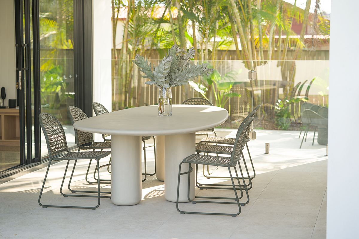 Yori Outdoor Organic Oval Dining Table - Off White - Image 4