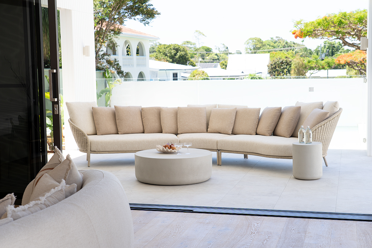 Terra Outdoor Coffee Table - White Onyx - Image 7