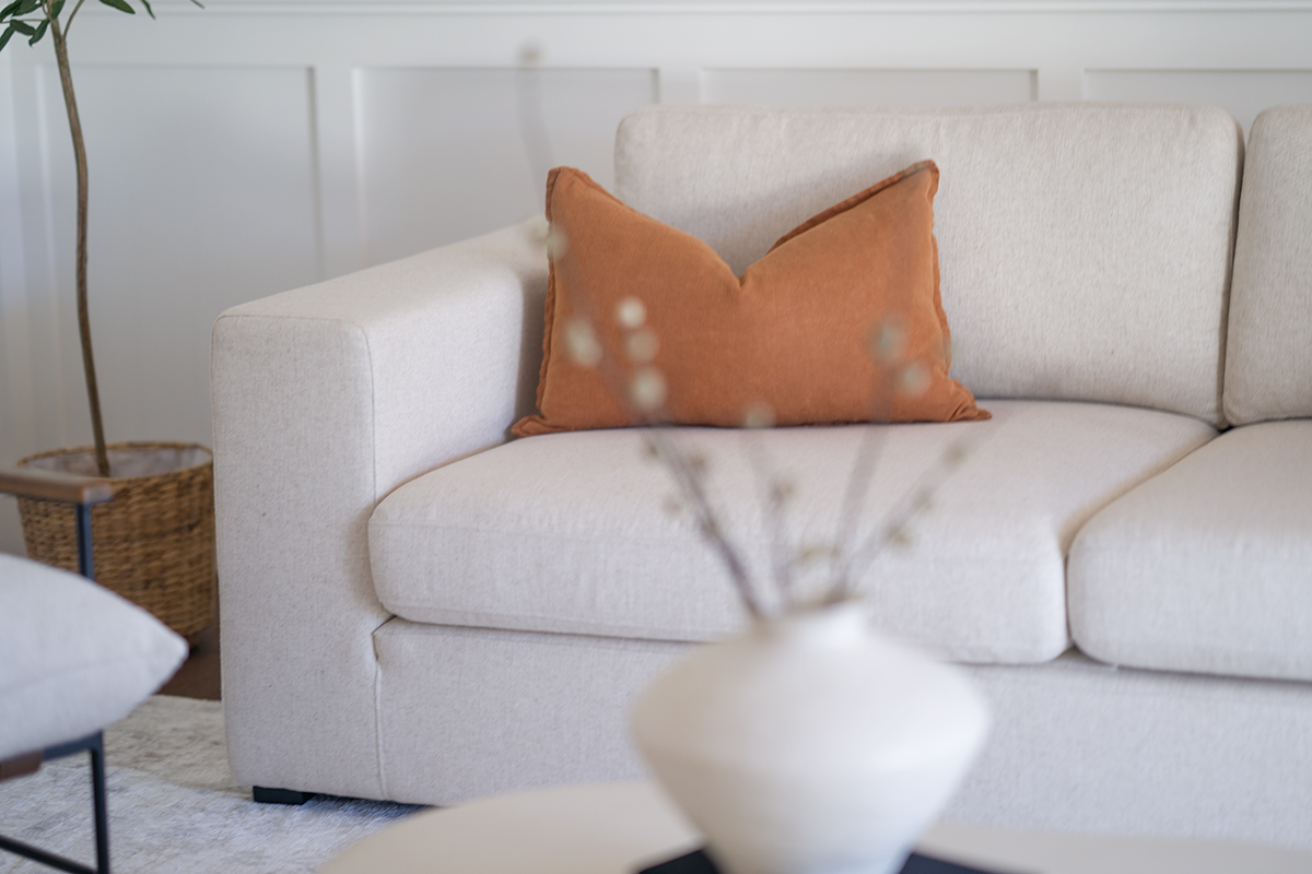 Ziggie 3 Seater Sofa - Linen Blend - Image 13