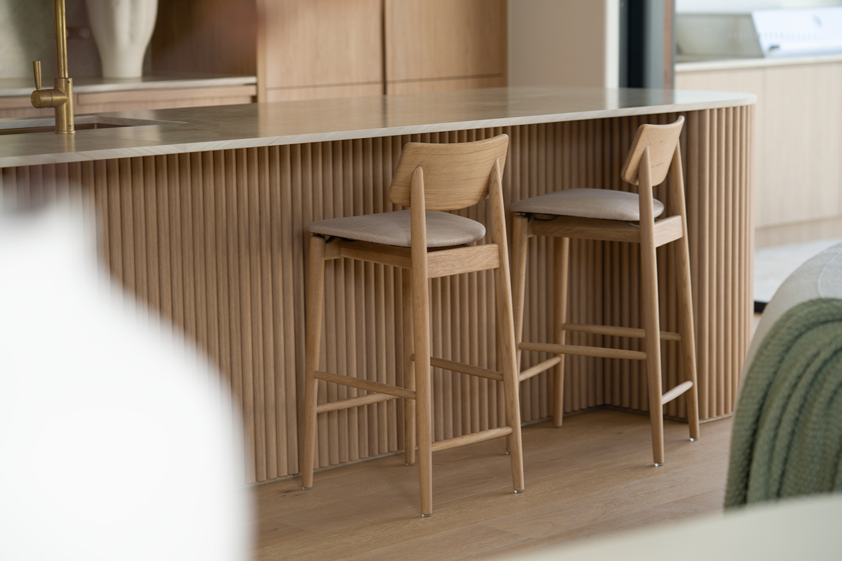 Harlow Counter Stool - Natural with Linen Seat - Image 3